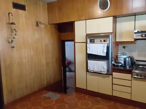 Agustín Levaggi 700