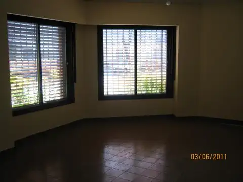 Casa en Alquiler de 3 dormitorios