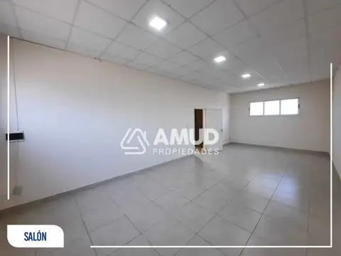 Oficina en Alquiler en Centro, $ 370.000
