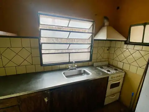Depto Tipo Casa en Venta en Lanus Este, USD 160.000