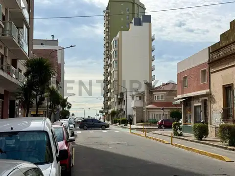 Mitre 1200, Piso 3