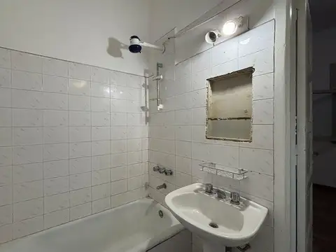Venta Casa multifamiliar 6 ambientes doble terraza Vélez Sársfield