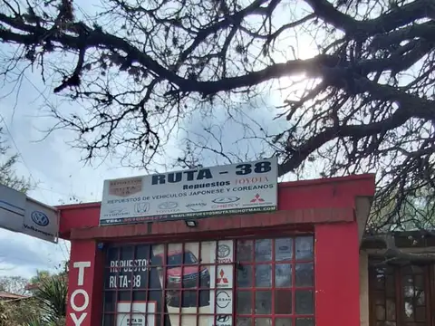 Avenida Plte Hipólito Yrigoyen 800