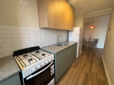 Monoambiente en venta reciclado con vista panorámica - Plaza Colón