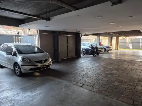 Olegario Andrade 20 , Piso 1