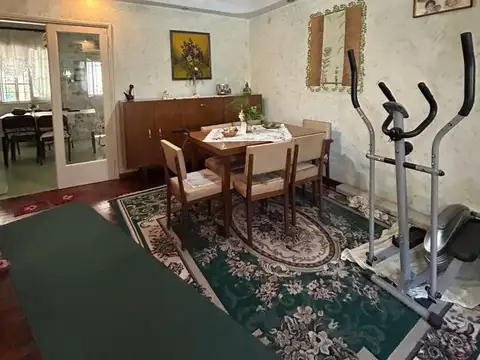 CASA 2 DORMITORIOS EN VENTA