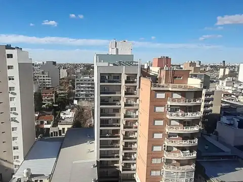 SAN MARTIN - VENTA - 1 AMB. APTO PROFESIONAL