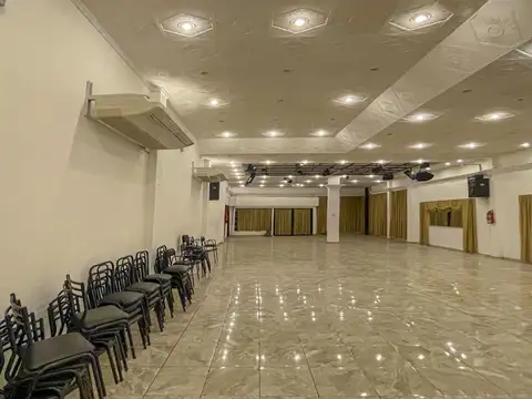 Local en Venta en Granadero Baigorria, USD 350.000