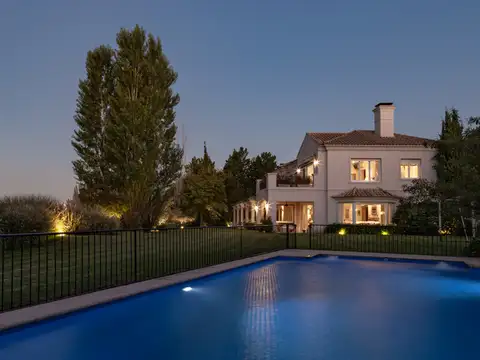 Casa en Venta de 5 dormitorios