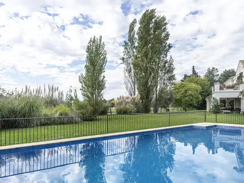 Casa en Venta en Tortugas Country Club, USD 2.900.000