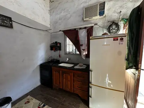 Casa 6 ambientes con 5 baños