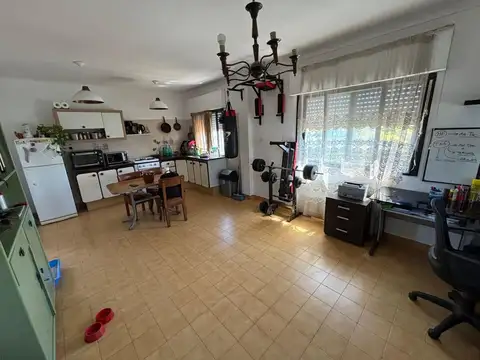 Gran casa en venta - APTA CREDITO