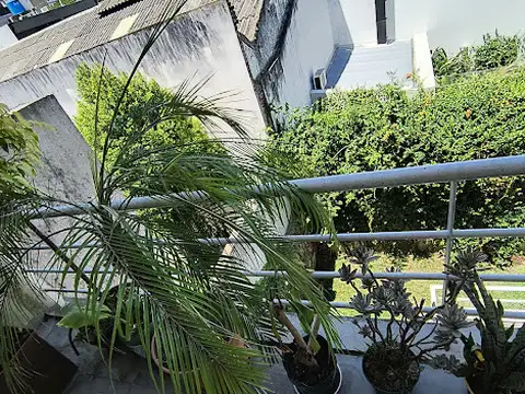Depto Tipo Casa en Venta en Saavedra, USD 185.000