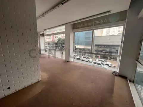 Oficina 3 ambientes con 2 baños