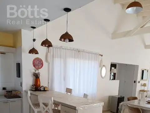 Casa en Venta en La Cecilia, USD 125.000