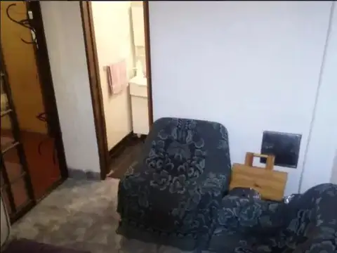 Departamento 6 ambientes con 2 baños