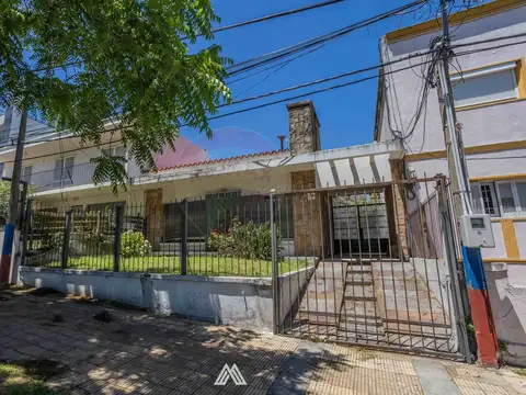 VENTA CASA MALVIN 4DORMITORIOS 3 BAÑOS APARTAMENTO