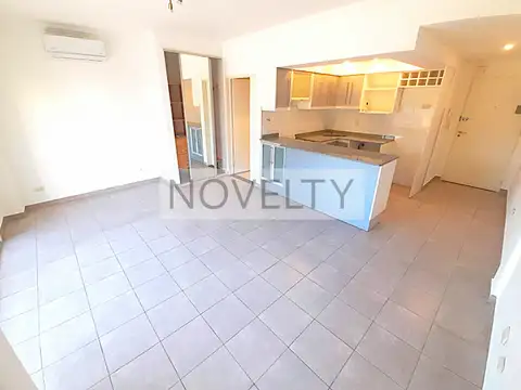 Departamento Monoambiente amplio con Balcón corrido - IMPECABLE!