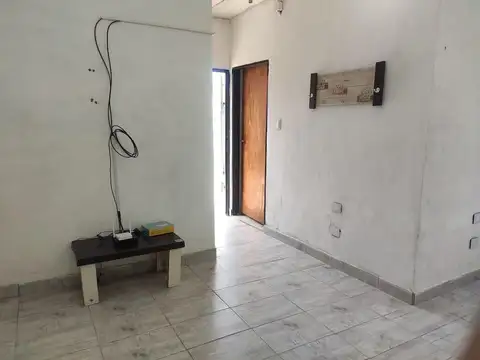 Departamento en Alquiler en Pablo Nogues, $ 400.000