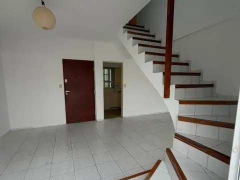 Gallo 200, Piso 8 y 9