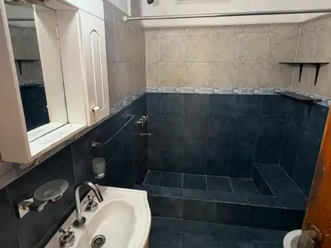Departamento en Alquiler en Villa Luzuriaga, $ 550.000