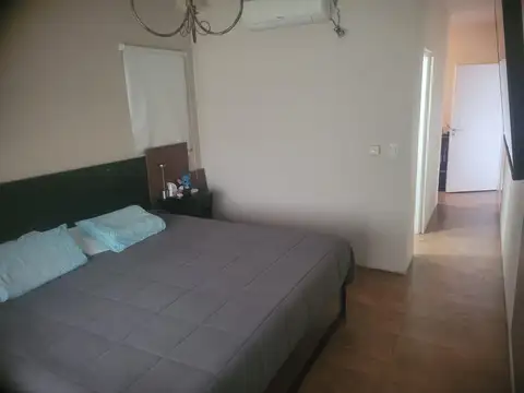 Casa en Alquiler en Alvarez Del Bosque, USD 1.400
