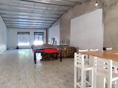 VENTA  LOCAL  - SALON -  DEPTO 3 AMB HURLINGHAM