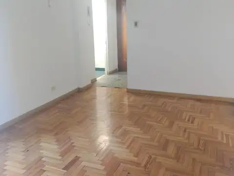 Departamento en Venta en Ramos Mejia, USD 45.000