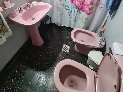 Depto Tipo Casa en Venta 60 años