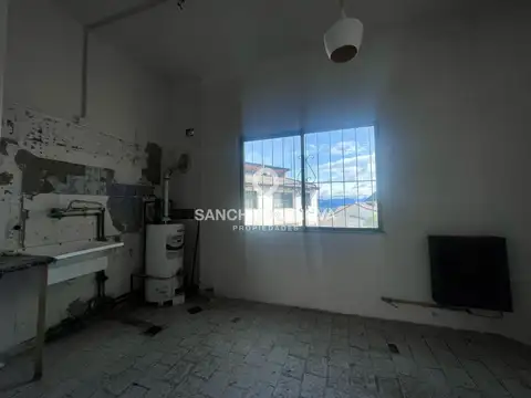 Local en Venta 30 años