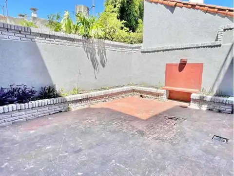 Depto Tipo Casa en Venta con 1 cocheras