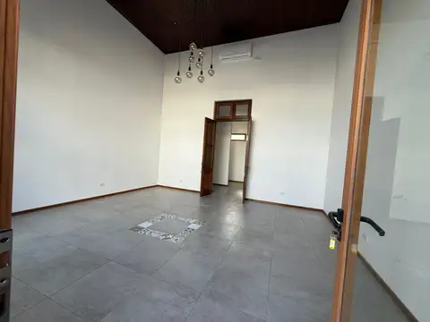 Local en Alquiler en Lobos, $ 735.000