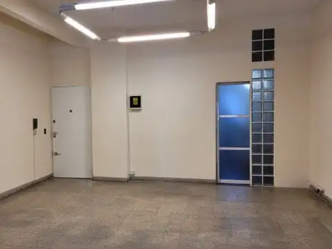 Av Gral Diaz Velez 3965, Piso 1