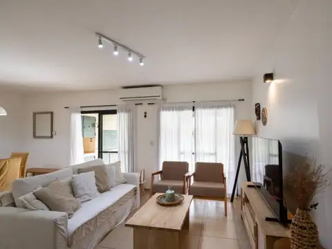 Casa en Venta en Roble Joven, USD 220.000