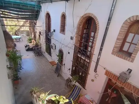 Casa 3 dorm.Callo y Urquiza.Cochera.Patio.Terraza.Parrillero