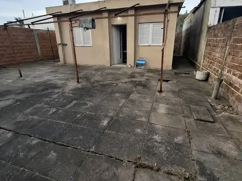 Depto Tipo Casa en Venta de 3 ambientes