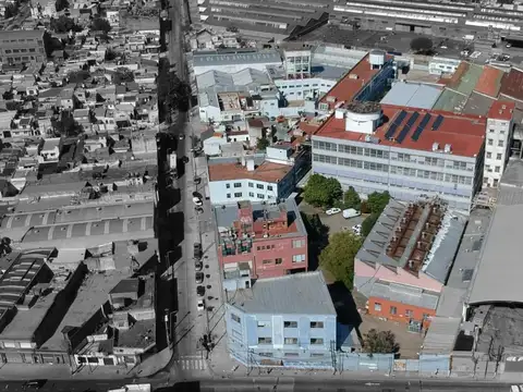 Depósito en Alquiler en Valentín Alsina, Lanús