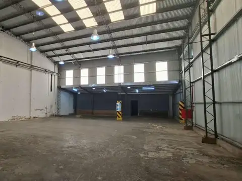 Depósito en Alquiler en Valentín Alsina, Lanús