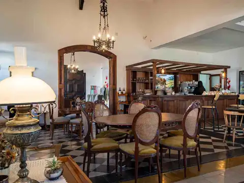 Hotel en Venta en Villa los Aromos, USD 1.999.999
