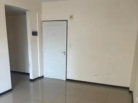 Alberdi 2500, Piso 7