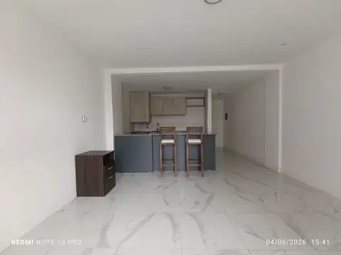 Departamento en Alquiler en La Perla Sur, USD 550