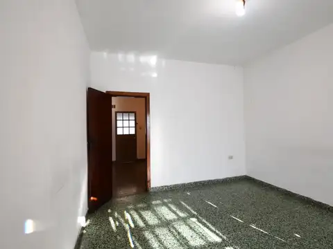 Depto Tipo Casa en Alquiler de 2 dormitorios