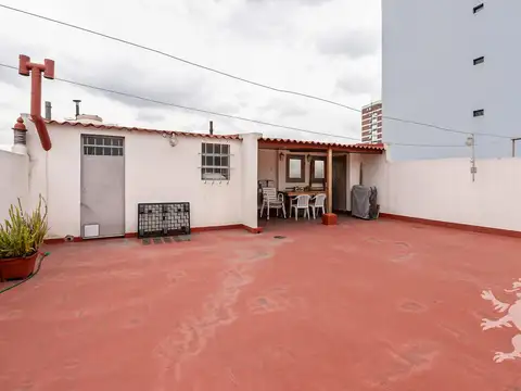 Depto Tipo Casa en Venta de 4 ambientes