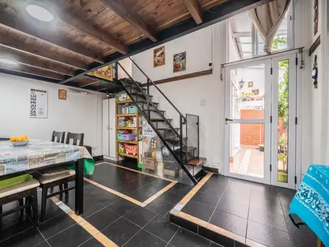 Depto Tipo Casa en Venta de 5 dormitorios