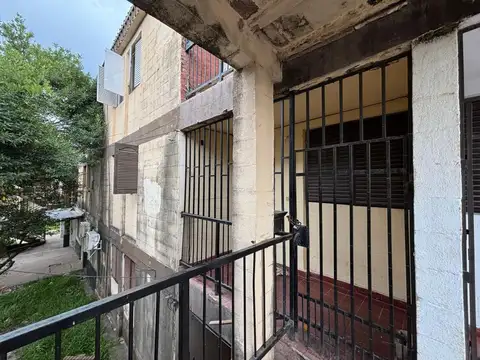 MZ 131 CASA 130 Piso 1º