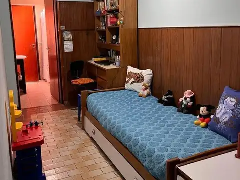 Depto Tipo Casa en Venta 50 años