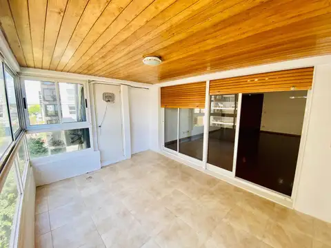 Departamento 4 ambientes con 4 baños