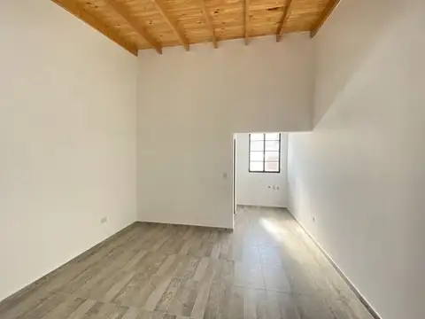 Depto Tipo Casa 2 ambientes con 1 baño