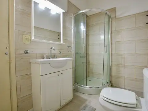 ALQUILER PH PARA VIVIENDA O IDEAL COMERCIAL