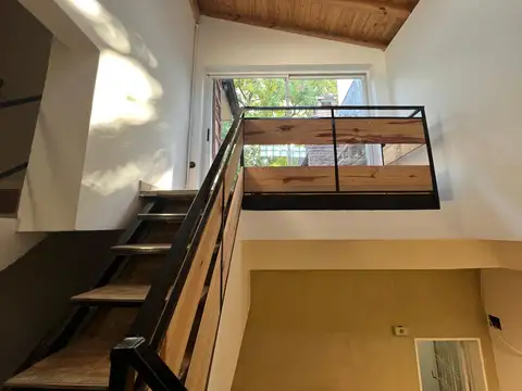 Depto Tipo Casa 3 ambientes con 2 baños